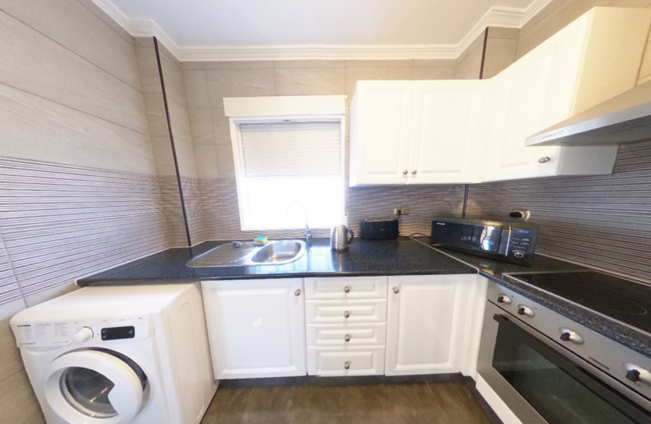 Resale - Villa - Orihuela Costa