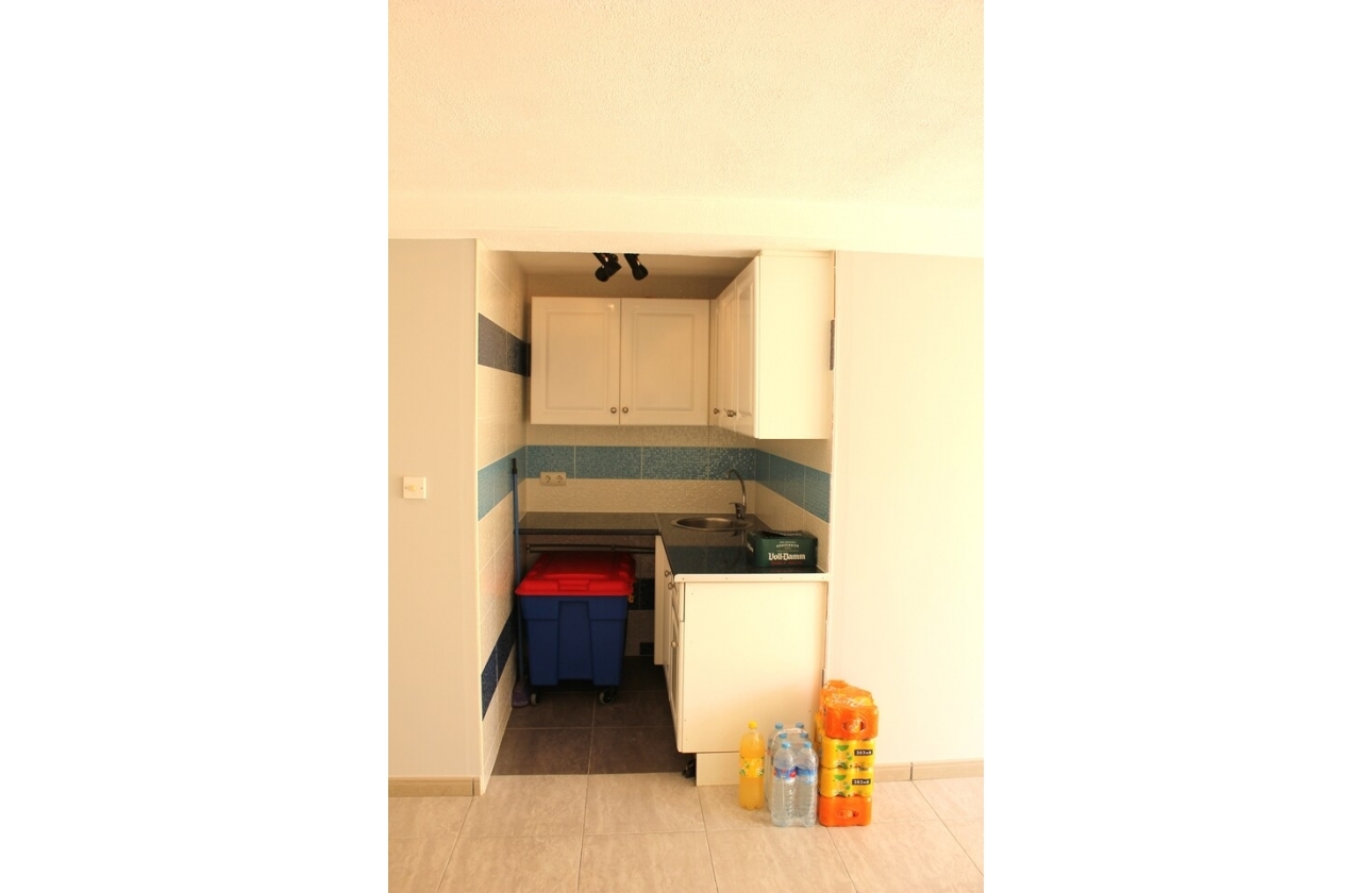 Resale - Villa - Orihuela Costa