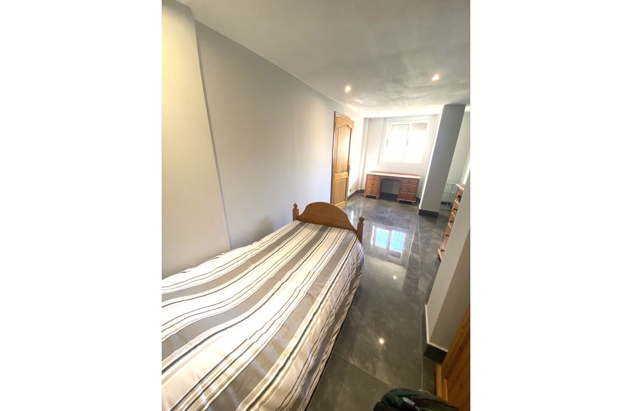 Resale - Villa - Orihuela Costa