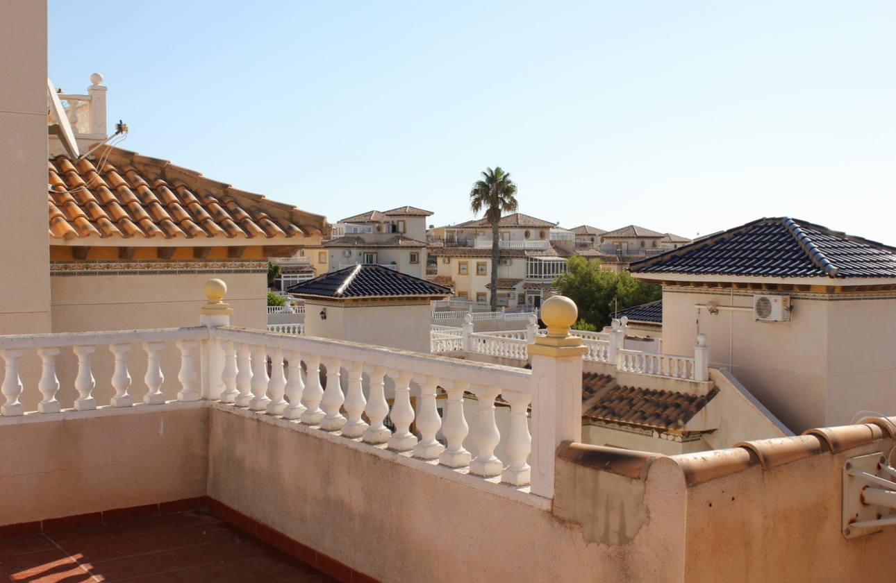 Resale - Villa - Orihuela Costa