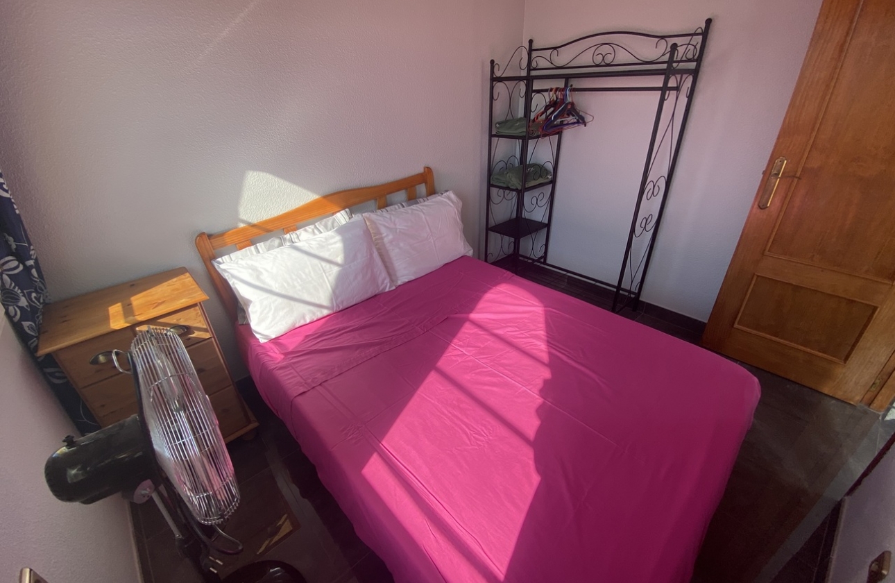 Resale - Villa - Orihuela Costa