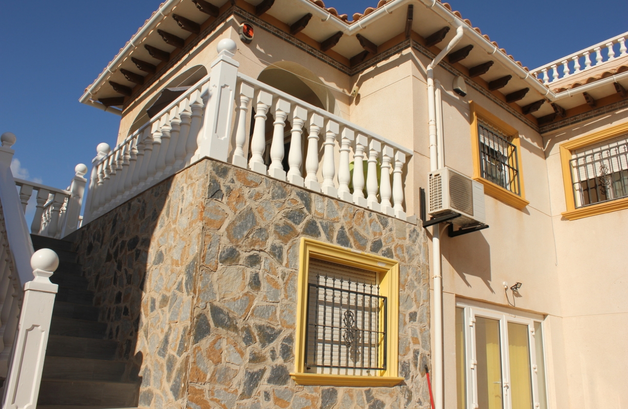 Resale - Villa - Orihuela Costa