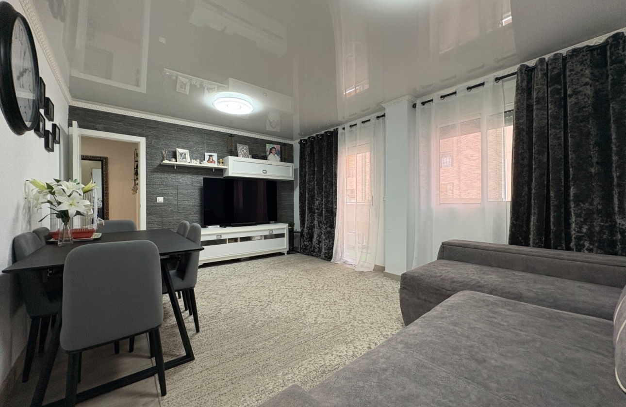 Rynek wtórny - Apartament - Torrevieja - Centro