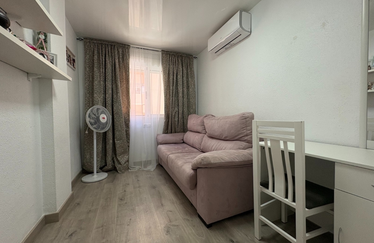 Rynek wtórny - Apartament - Torrevieja - Centro