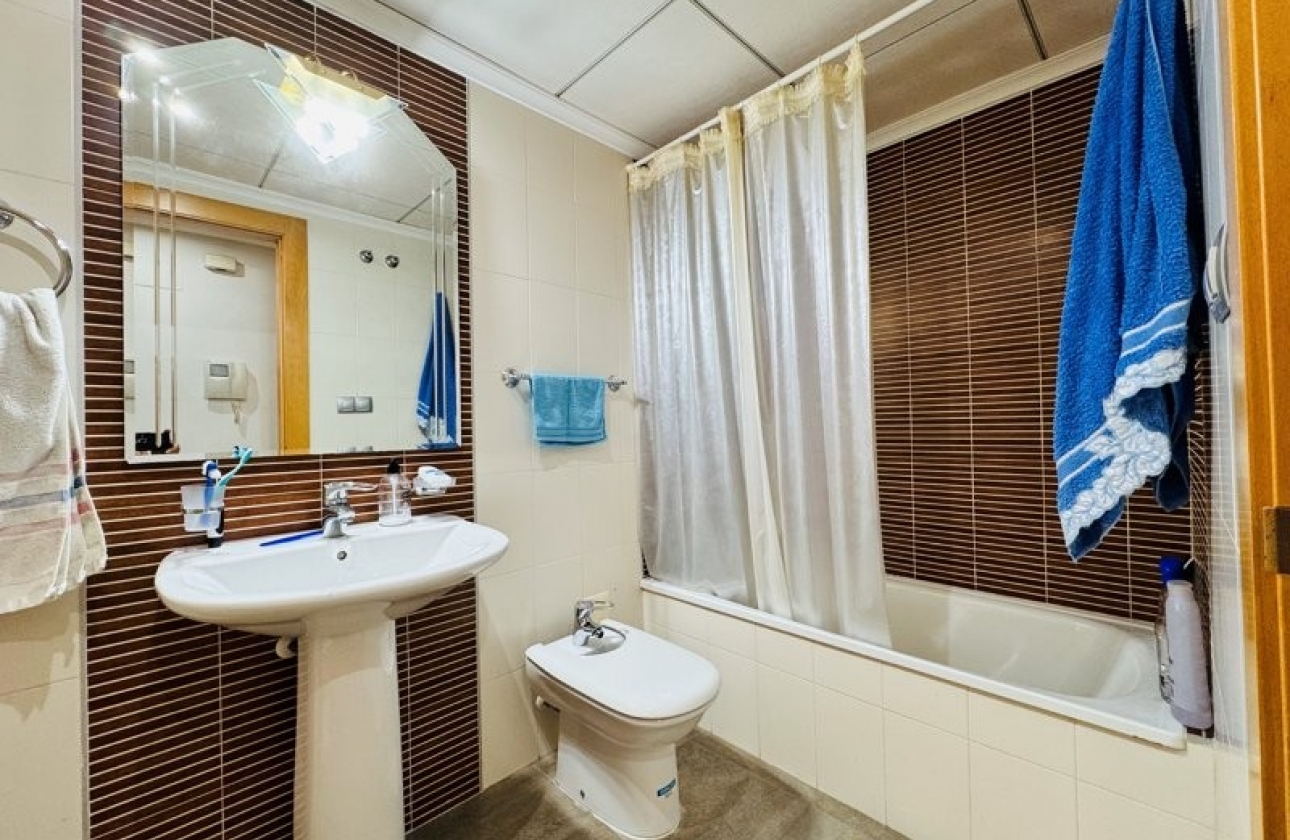 Rynek wtórny - Apartament - Torrevieja - La Mata