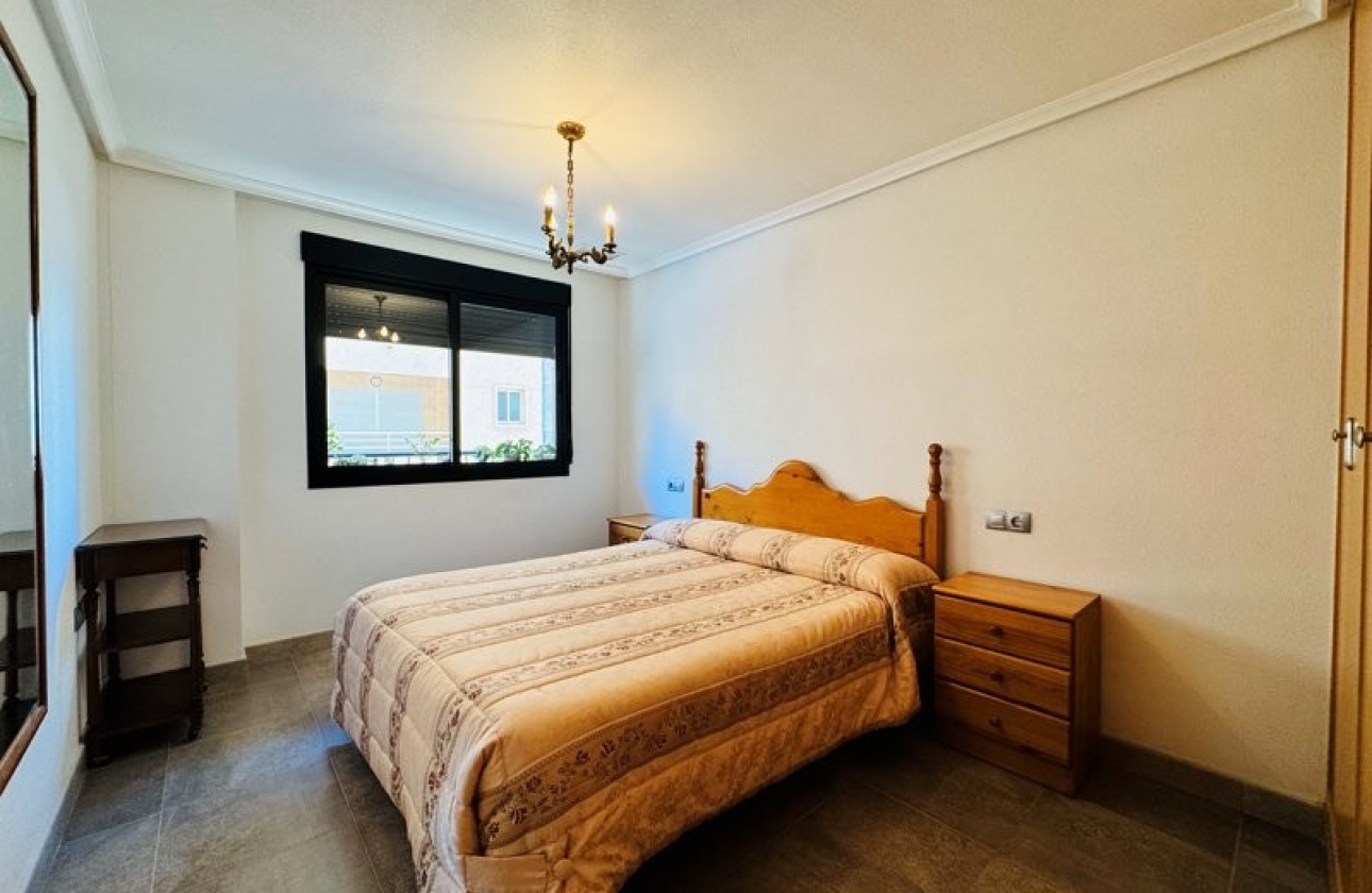 Rynek wtórny - Apartament - Torrevieja - La Mata
