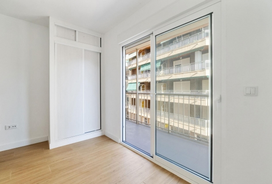 Rynek wtórny - Apartament - Torrevieja - Playa del Cura