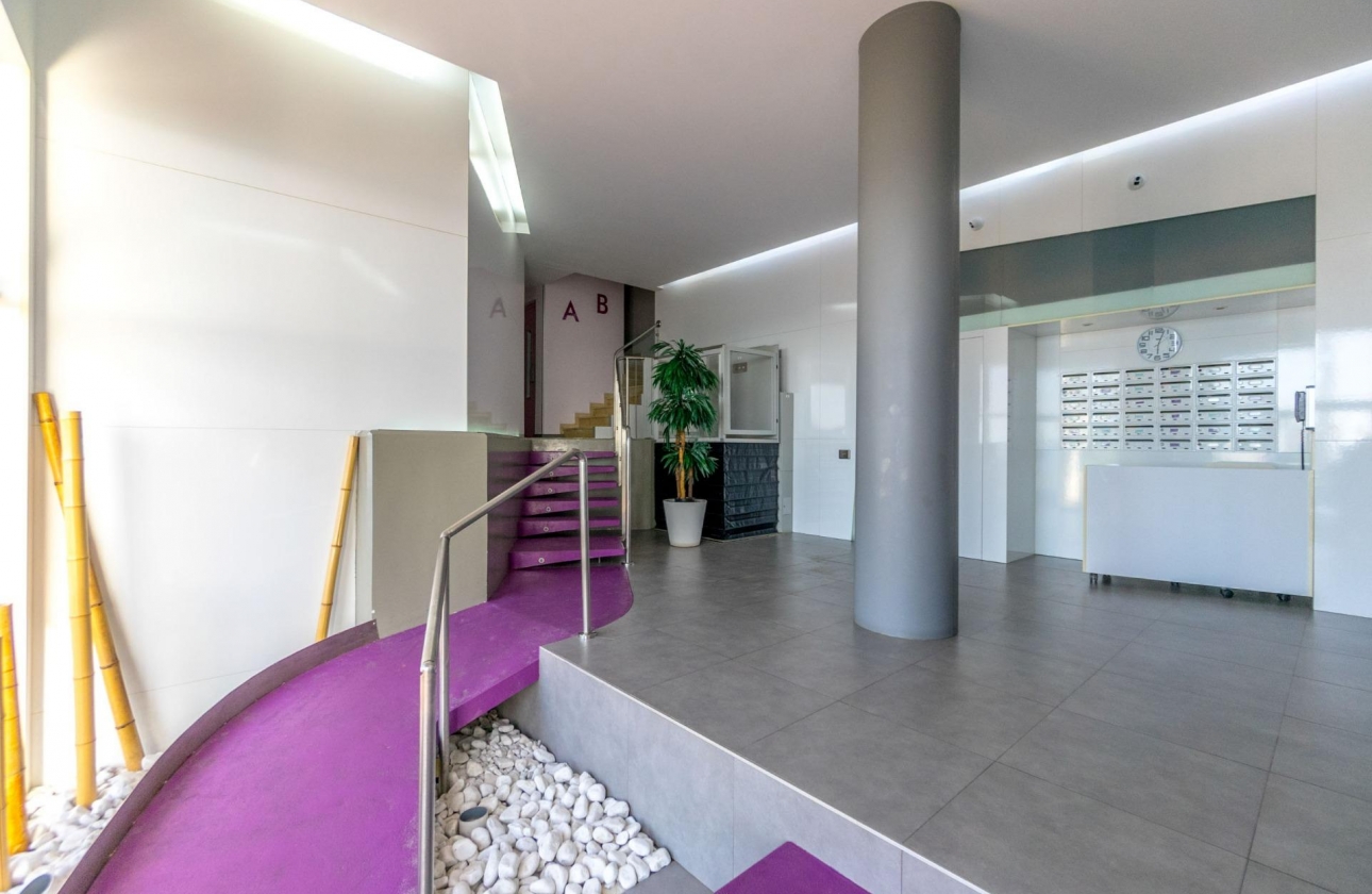 Rynek wtórny - Apartament - Torrevieja - Playa del Cura