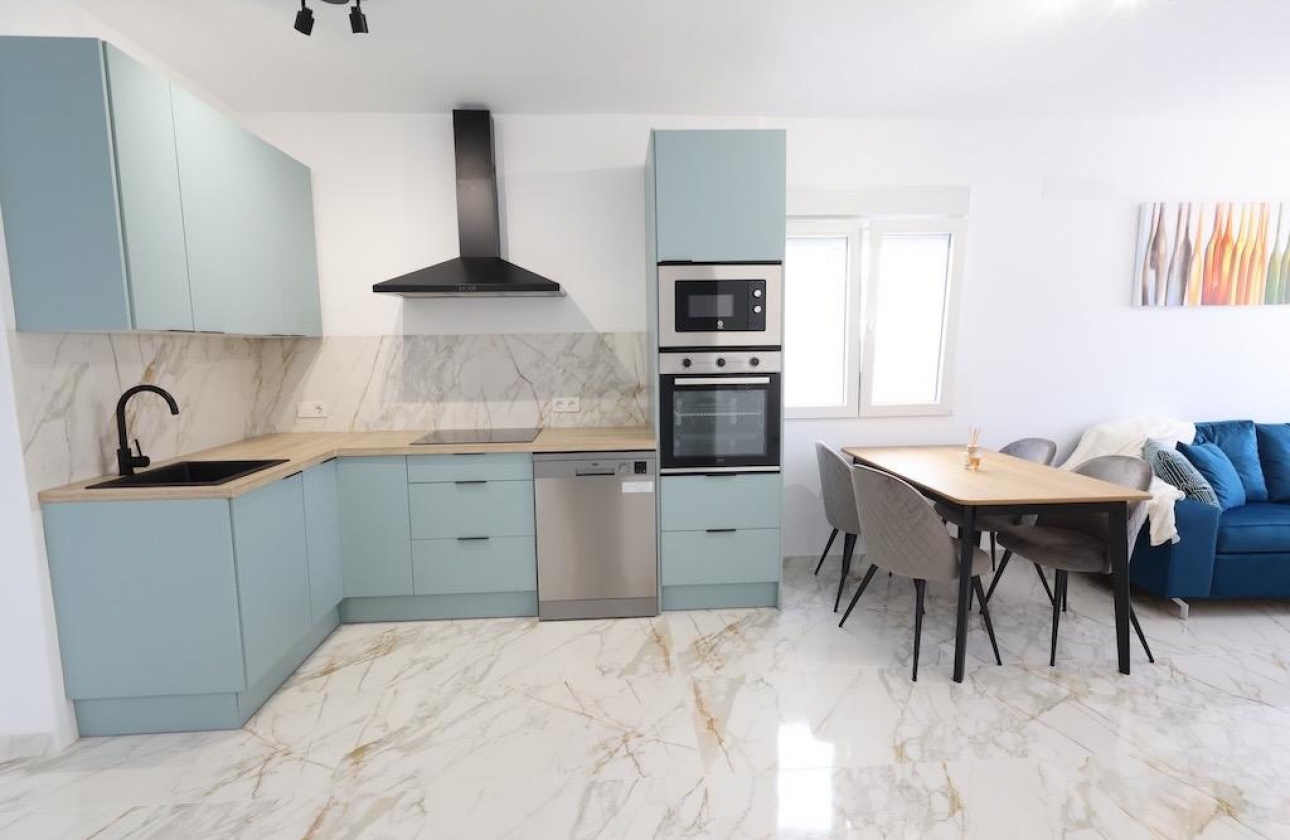 Rynek wtórny - Szeregowiec - Torrevieja - San Luis