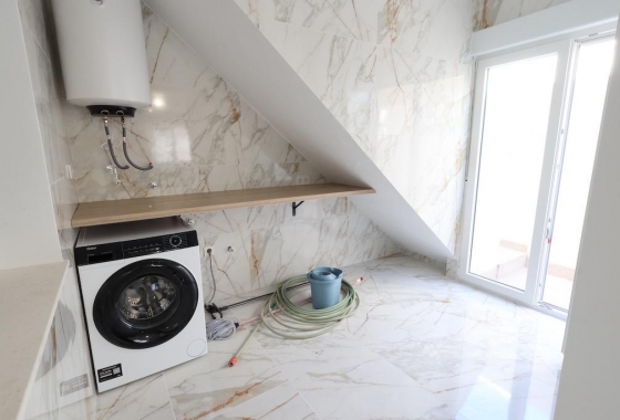 Rynek wtórny - Szeregowiec - Torrevieja - San Luis