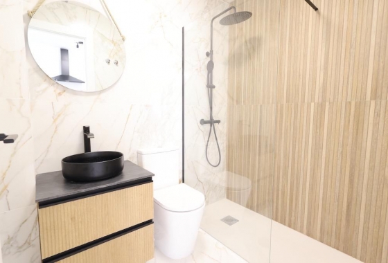 Rynek wtórny - Szeregowiec - Torrevieja - San Luis