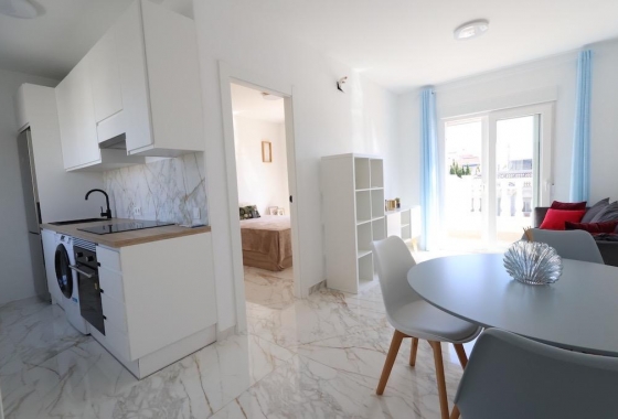 Rynek wtórny - Szeregowiec - Torrevieja - San Luis