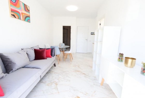 Rynek wtórny - Szeregowiec - Torrevieja - San Luis