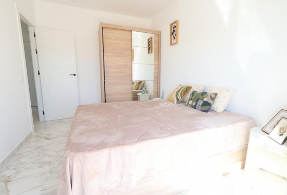 Rynek wtórny - Szeregowiec - Torrevieja - San Luis