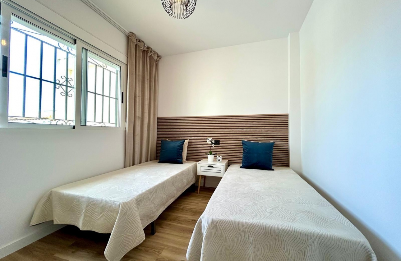 Rynek wtórny - Szeregowiec - Orihuela - Urbanización Perla del Mar