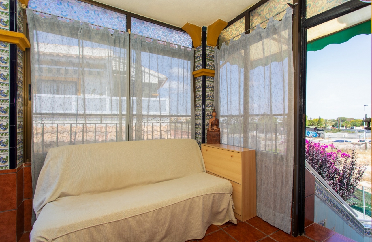 Resale - Bungalow - Orihuela Costa