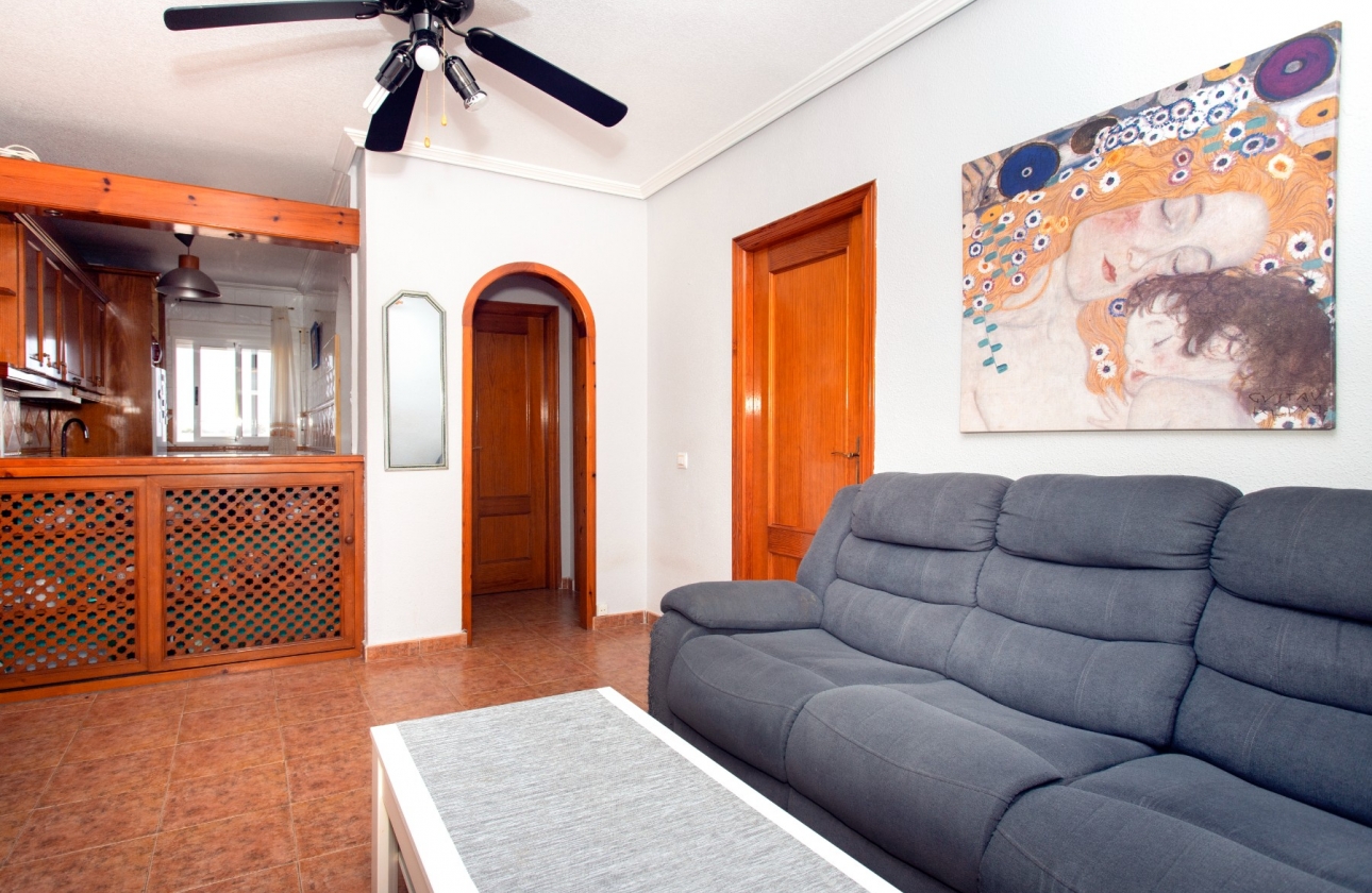 Resale - Bungalow - Orihuela Costa