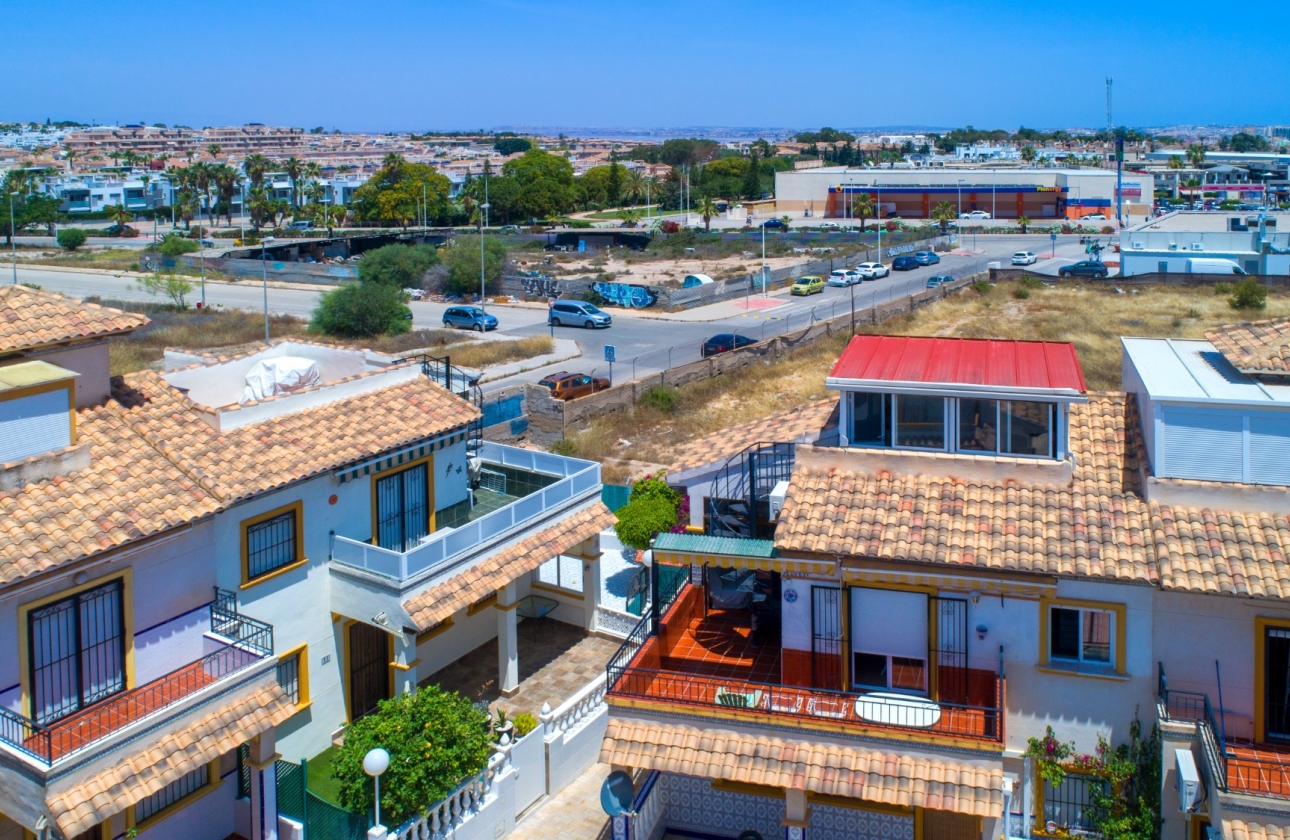 Resale - Bungalow - Orihuela Costa