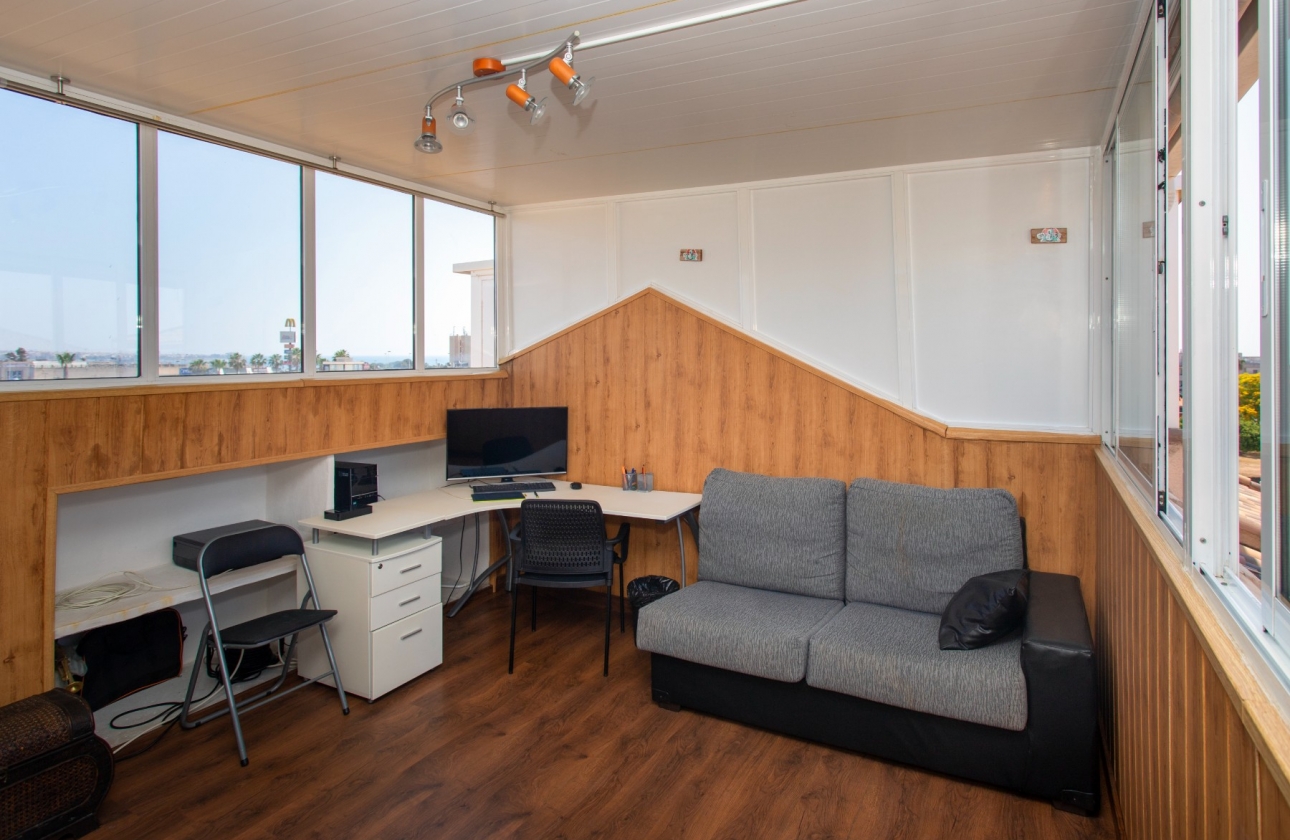 Resale - Bungalow - Orihuela Costa