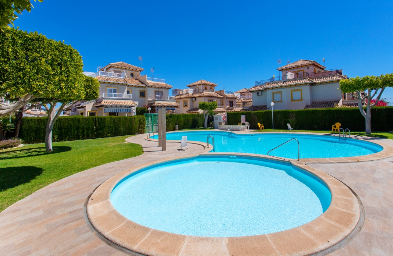 Resale - Bungalow - Orihuela Costa