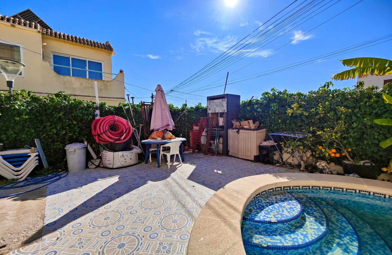 Rynek wtórny - Szeregowiec - San Miguel de Salinas