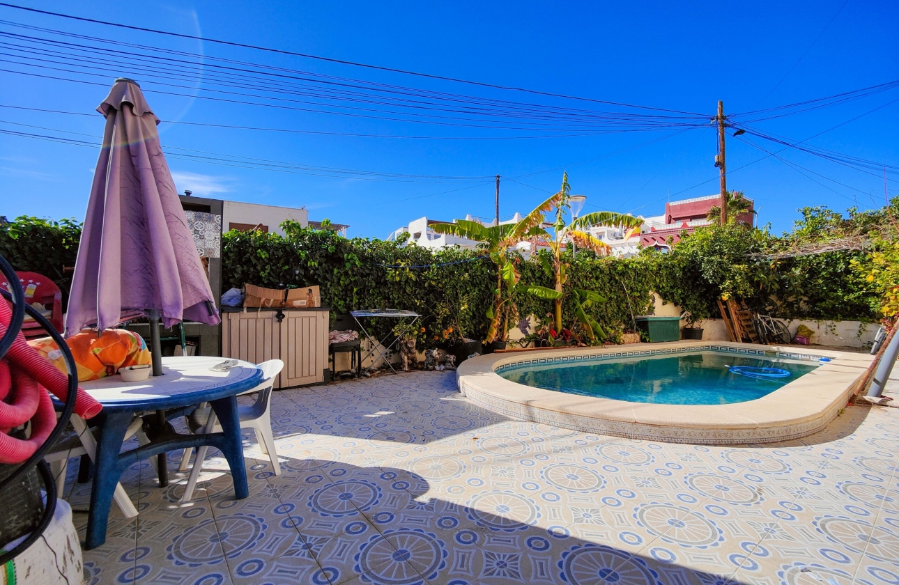 Rynek wtórny - Szeregowiec - San Miguel de Salinas