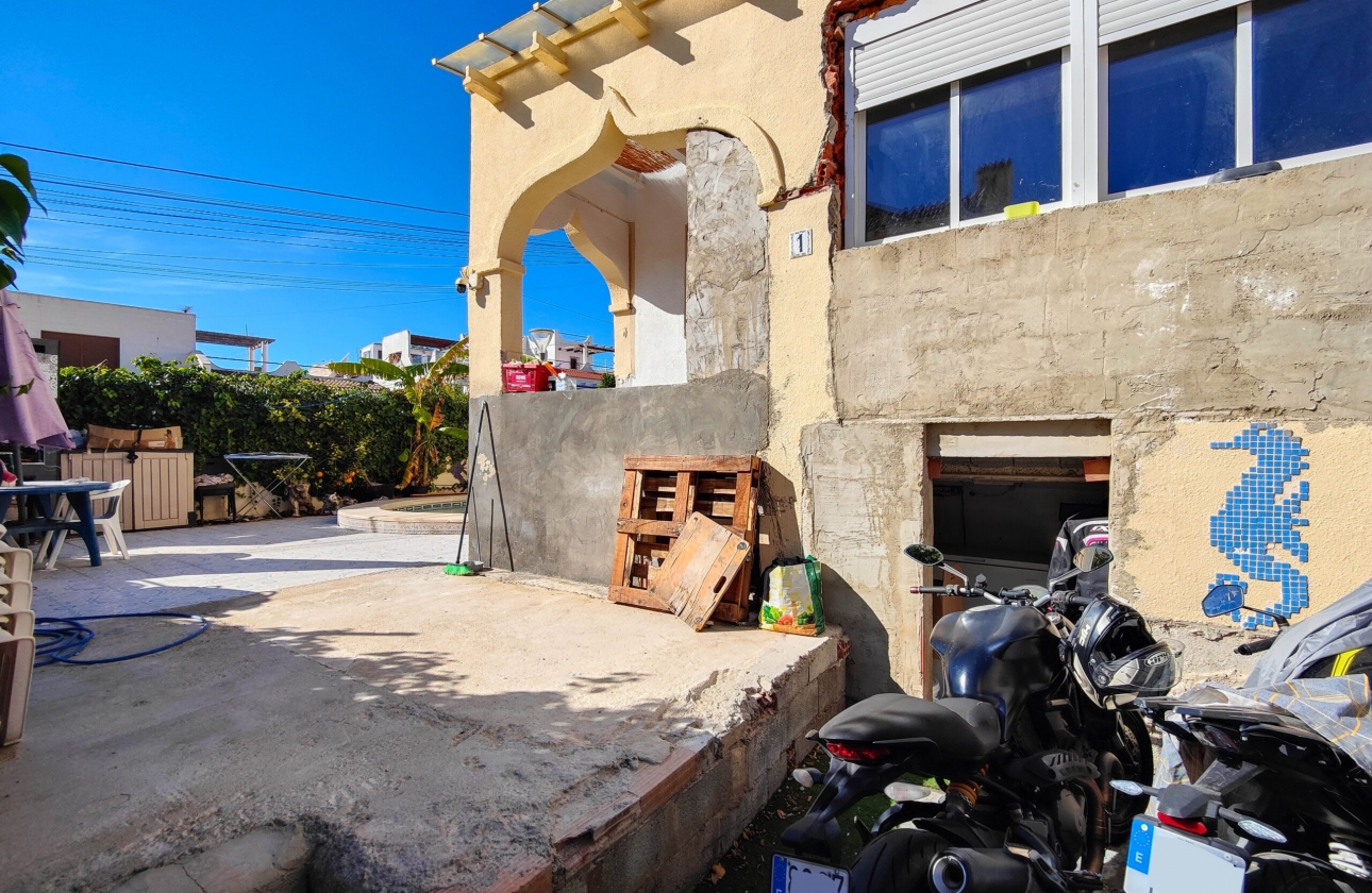 Rynek wtórny - Szeregowiec - San Miguel de Salinas