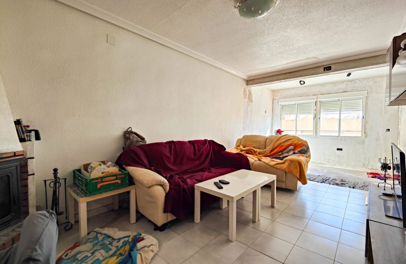 Rynek wtórny - Szeregowiec - San Miguel de Salinas