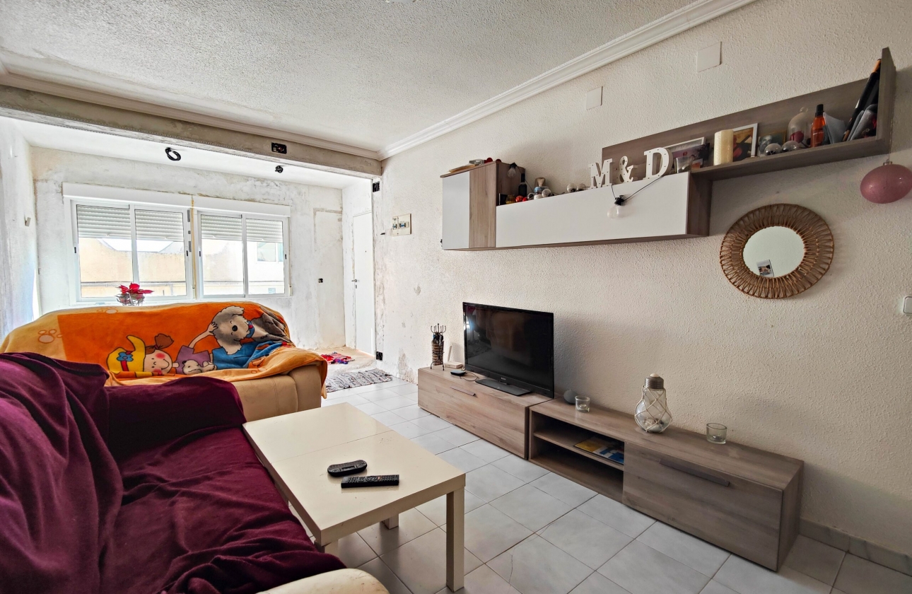 Rynek wtórny - Szeregowiec - San Miguel de Salinas