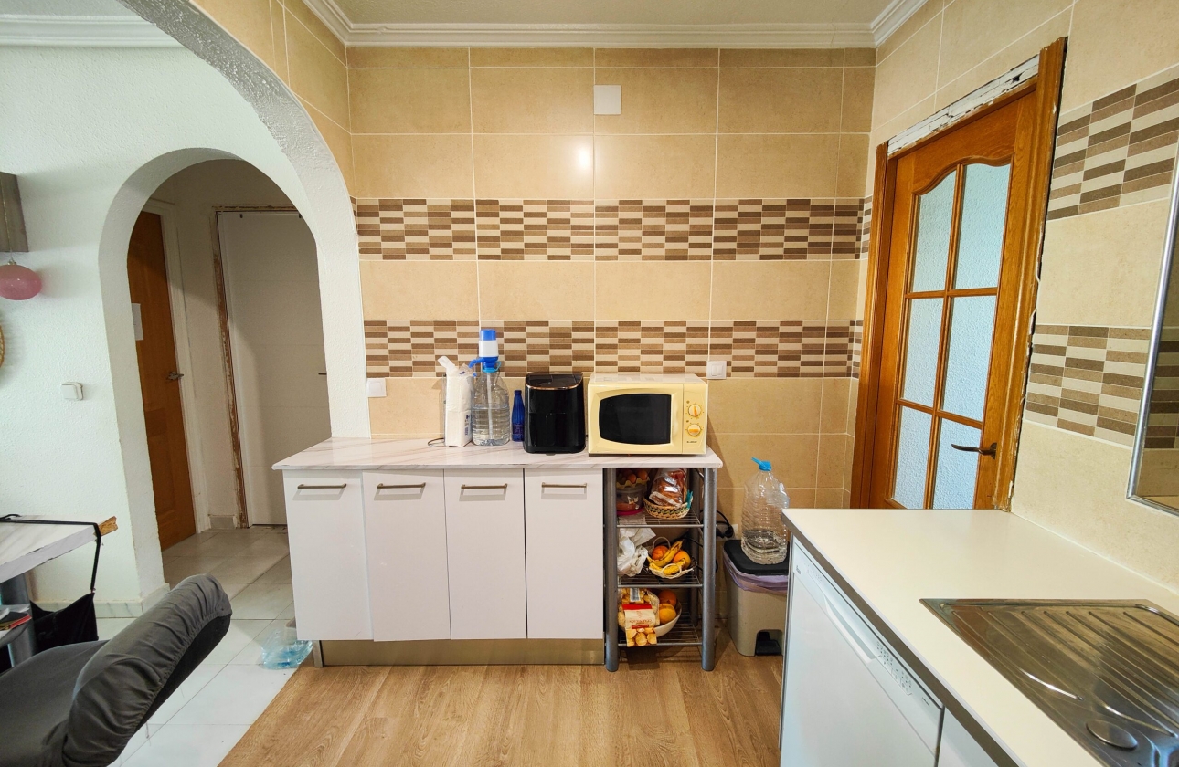 Rynek wtórny - Szeregowiec - San Miguel de Salinas