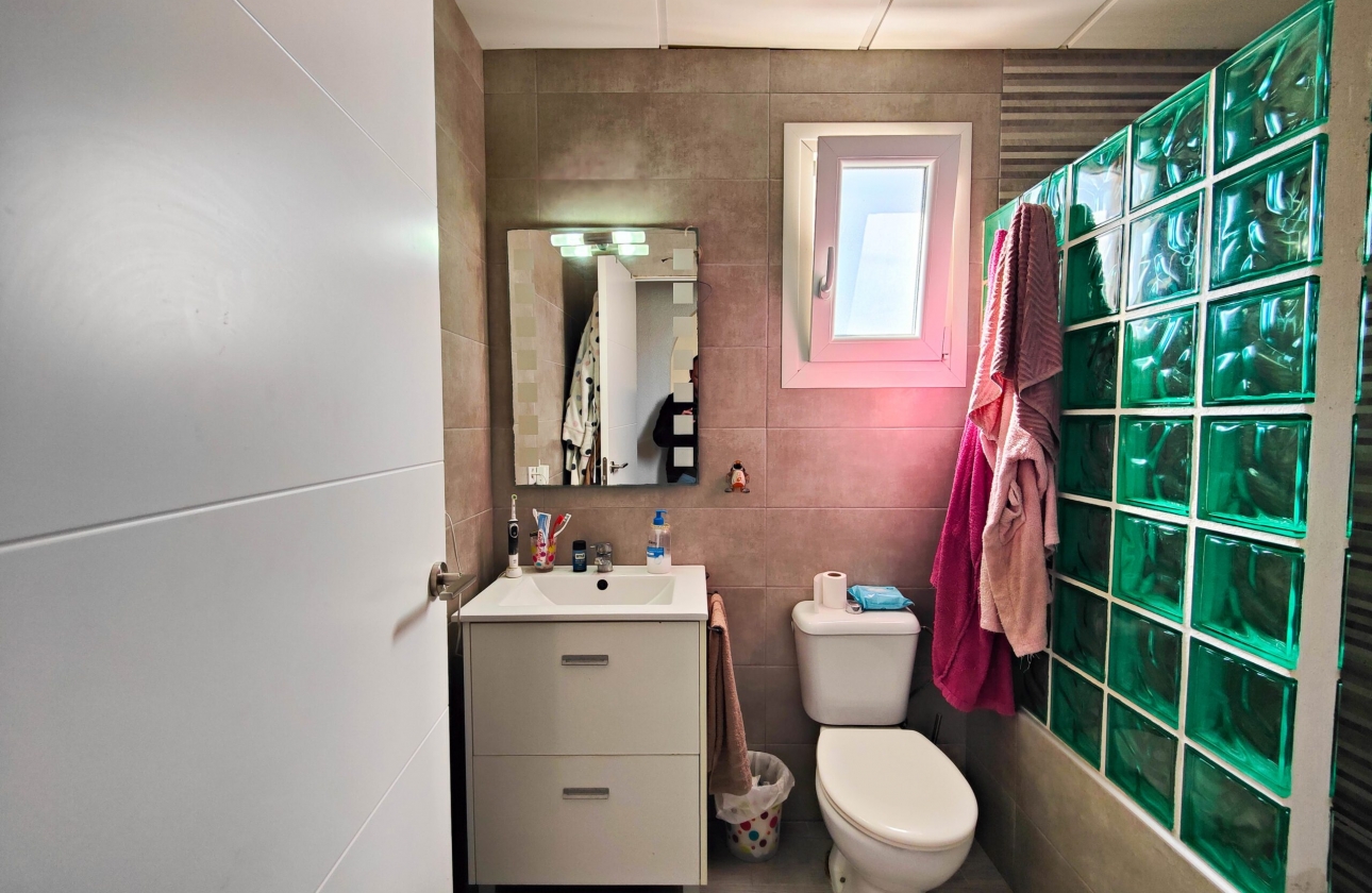 Rynek wtórny - Szeregowiec - San Miguel de Salinas