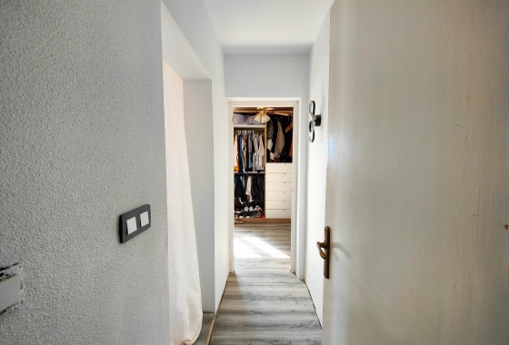 Rynek wtórny - Szeregowiec - San Miguel de Salinas