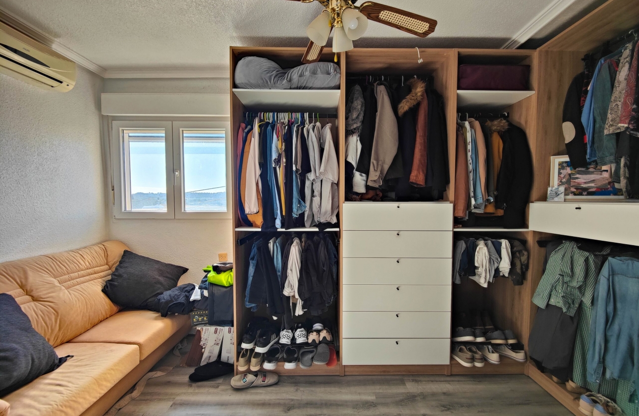 Rynek wtórny - Szeregowiec - San Miguel de Salinas