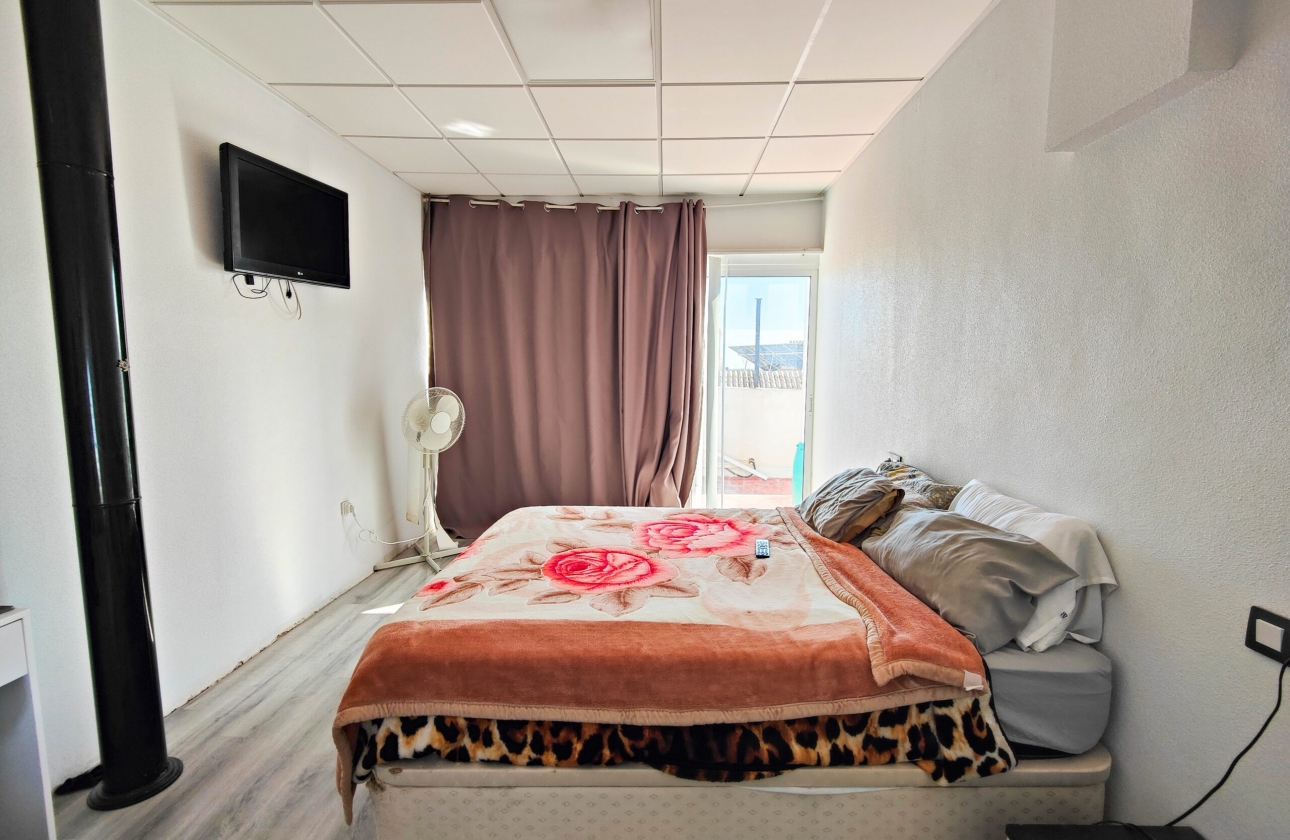 Rynek wtórny - Szeregowiec - San Miguel de Salinas