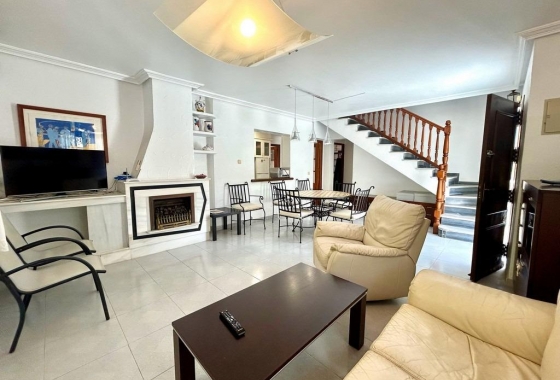 Rynek wtórny - Villa - Orihuela Costa - La Zenia