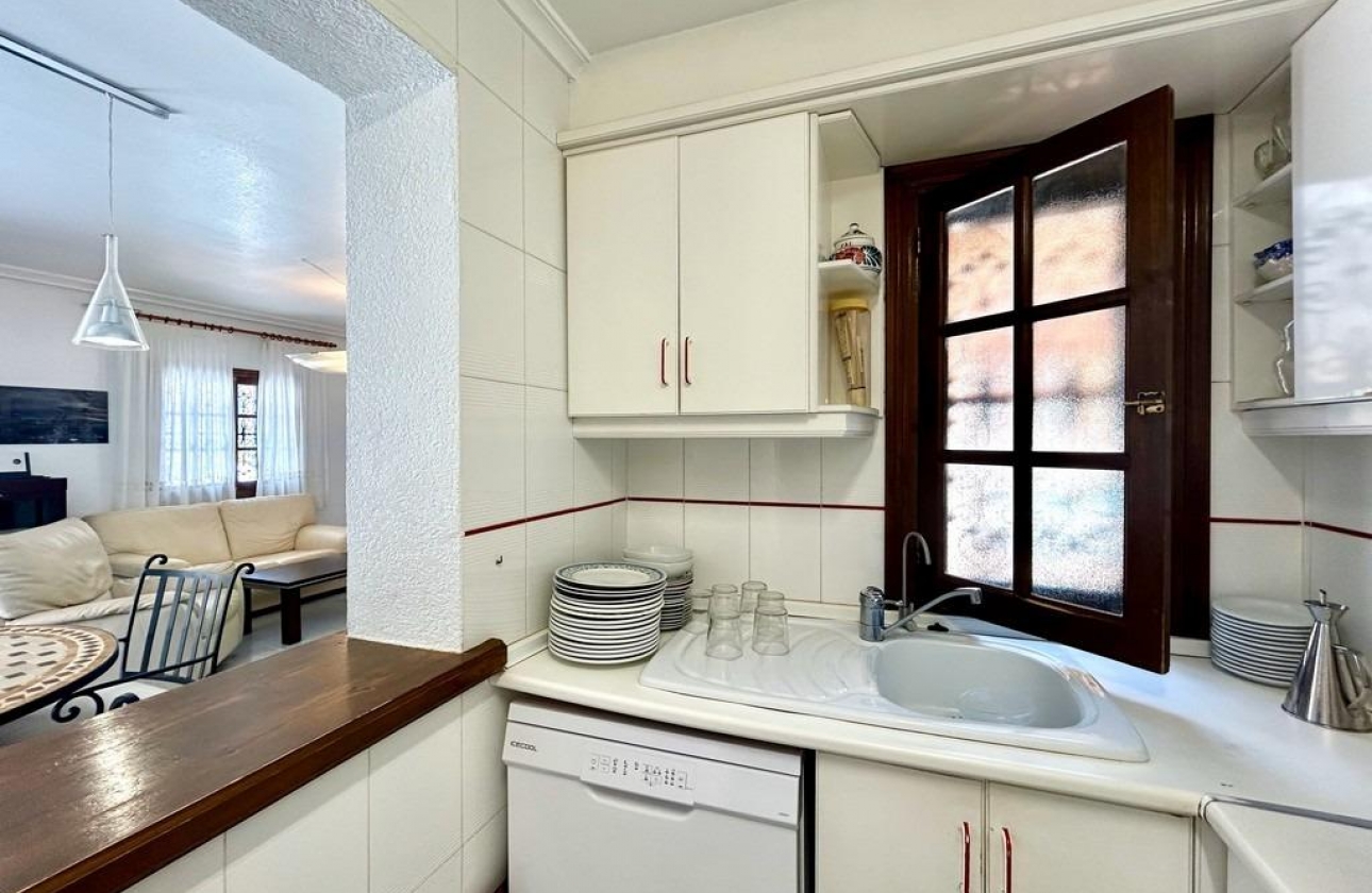 Rynek wtórny - Villa - Orihuela Costa - La Zenia