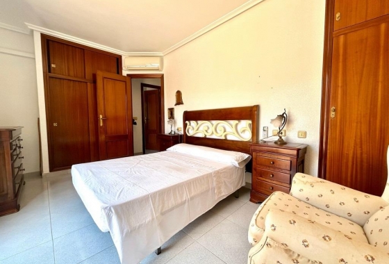 Rynek wtórny - Villa - Orihuela Costa - La Zenia