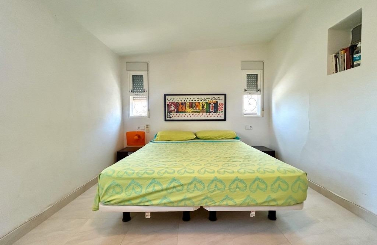 Rynek wtórny - Villa - Orihuela Costa - La Zenia