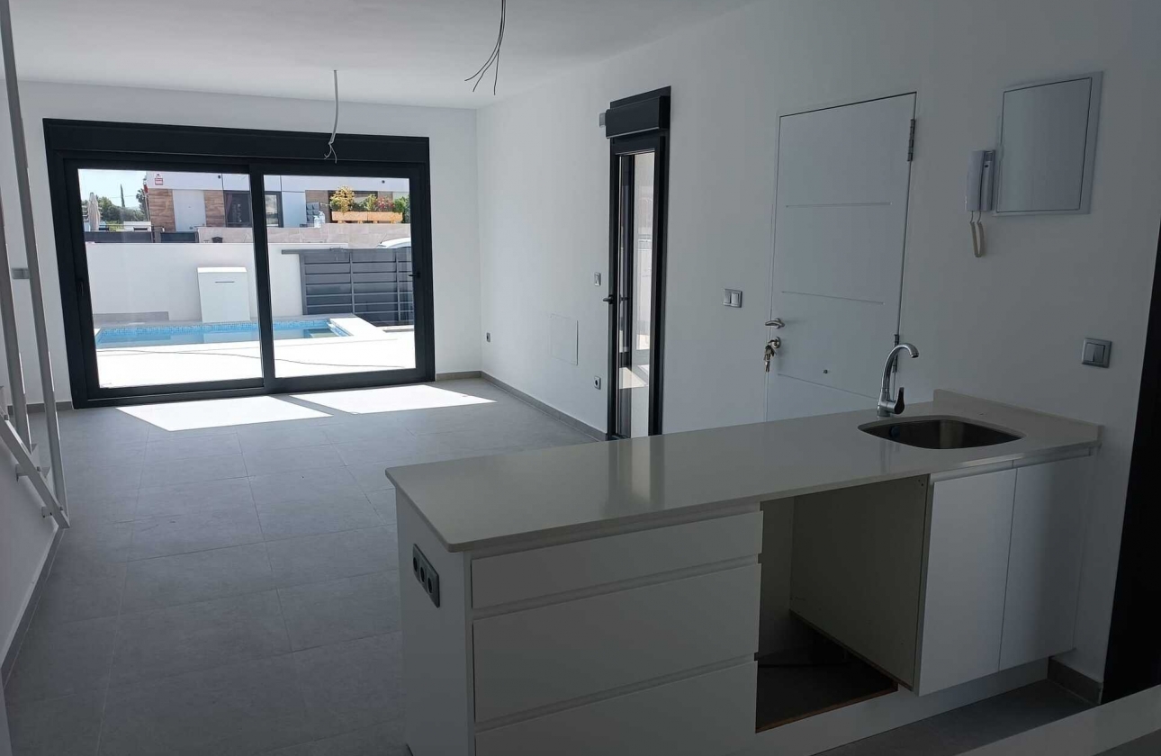 New Build - Detached - Daya Nueva