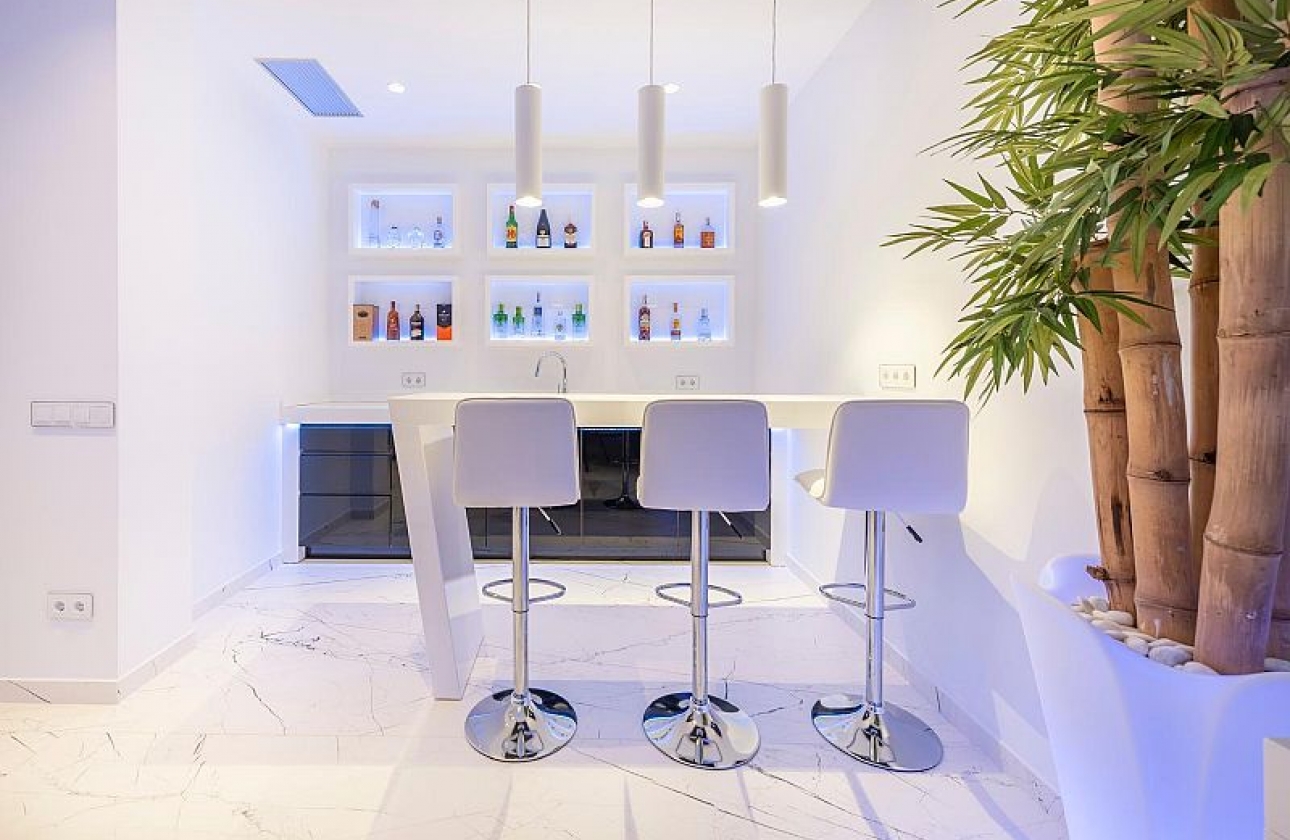 Rynek pierwotny - Villa - Calpe