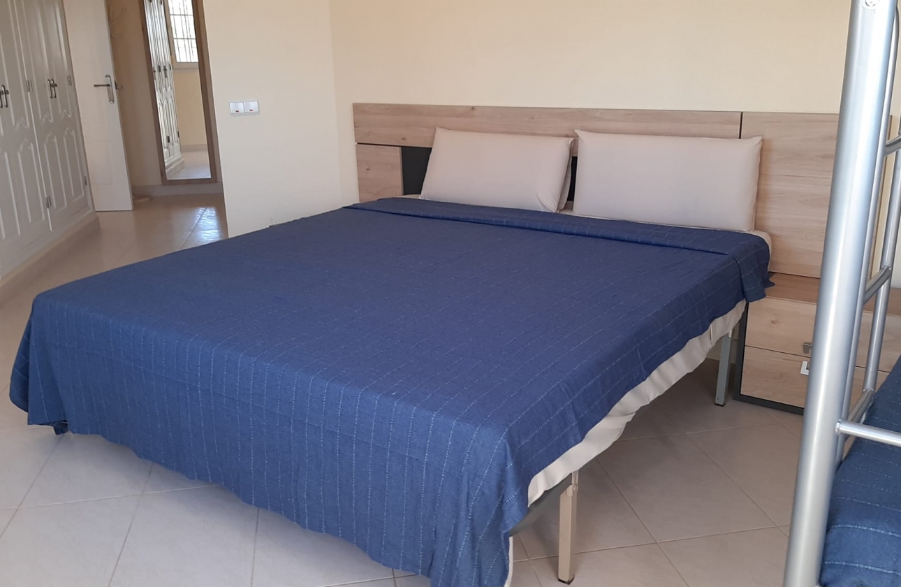 Rynek pierwotny - Szeregowiec - San Javier