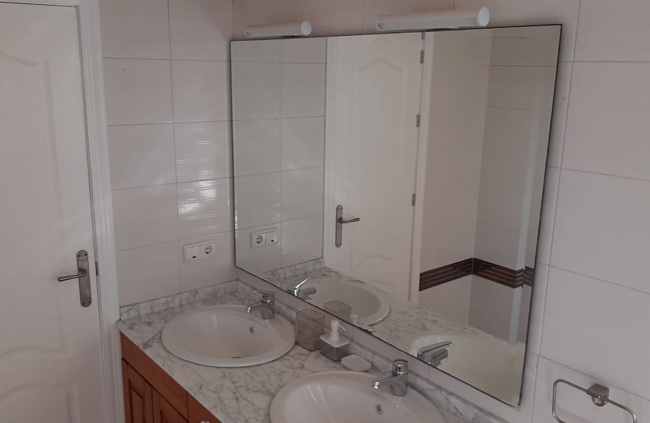 Rynek pierwotny - Szeregowiec - San Javier