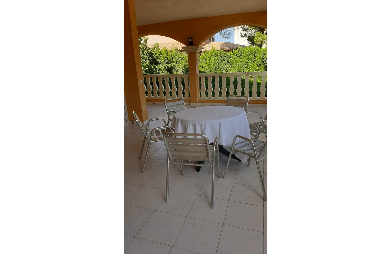 Rynek pierwotny - Szeregowiec - San Javier