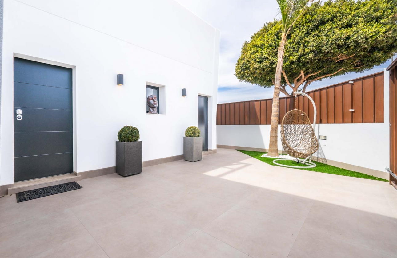 Obra nueva - Detached - Redován - Roldán