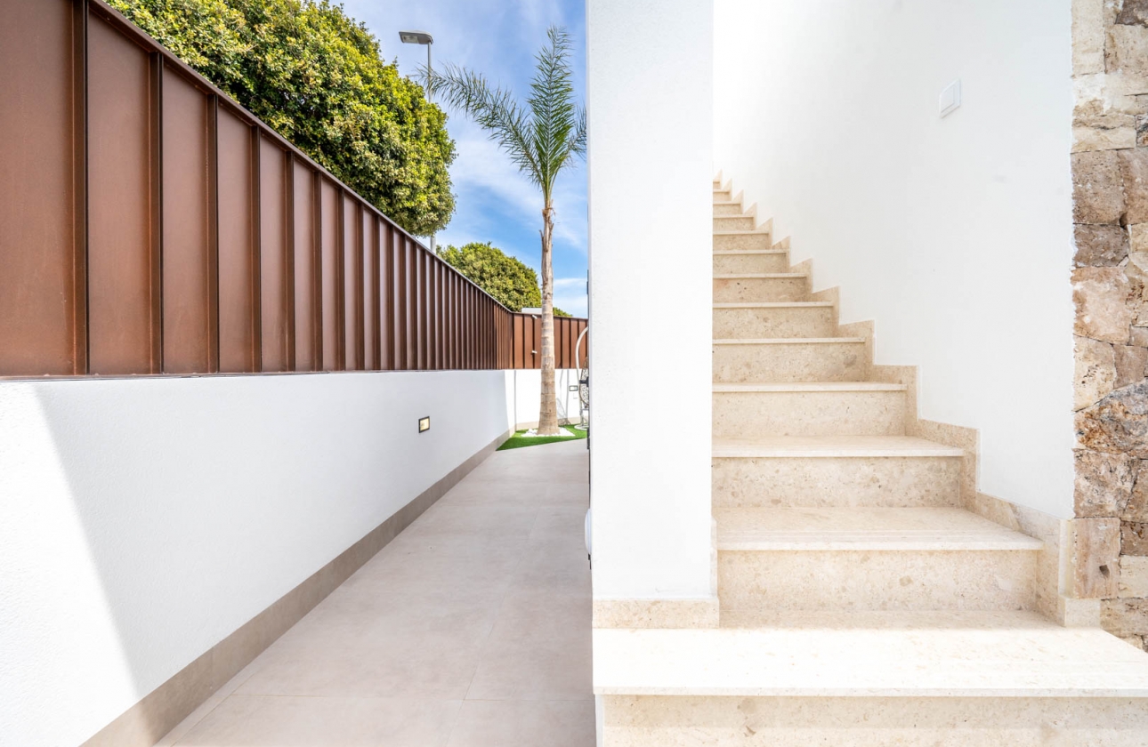 Obra nueva - Detached - Redován - Roldán