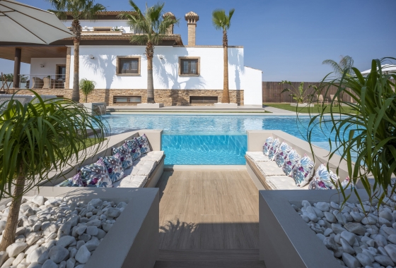 Rynek pierwotny - Villa - Jerónimo y Avileses