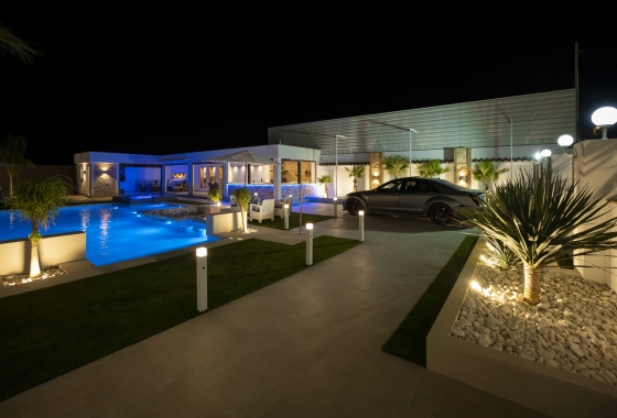 Rynek pierwotny - Villa - Jerónimo y Avileses