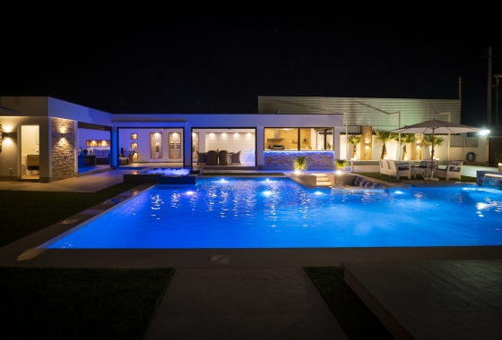 Rynek pierwotny - Villa - Jerónimo y Avileses