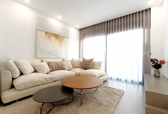 Rynek pierwotny - Szeregowiec - Benijofar