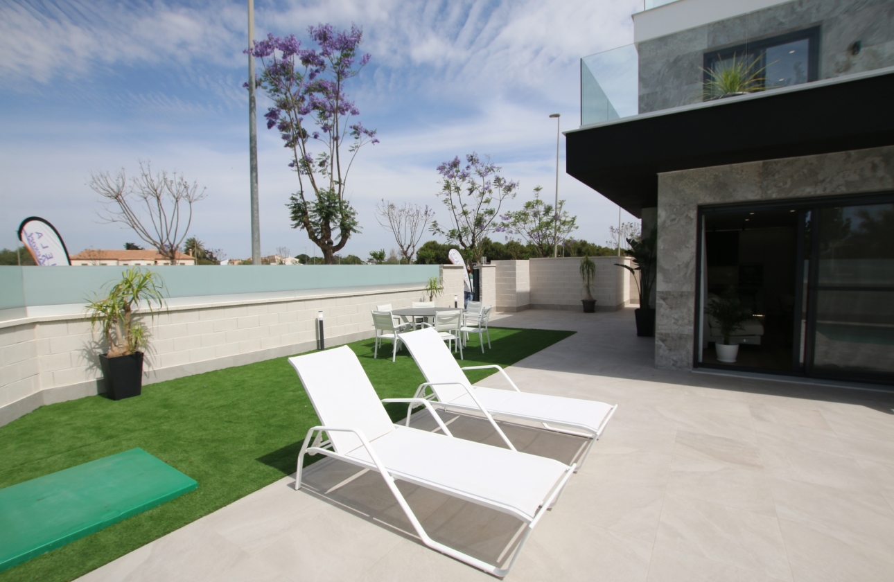 Obra nueva - Detached - Pilar de la Horadada